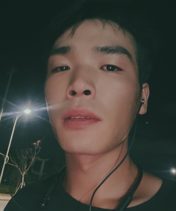 满船清梦压星河的第一张照片--徐州相亲服务中心