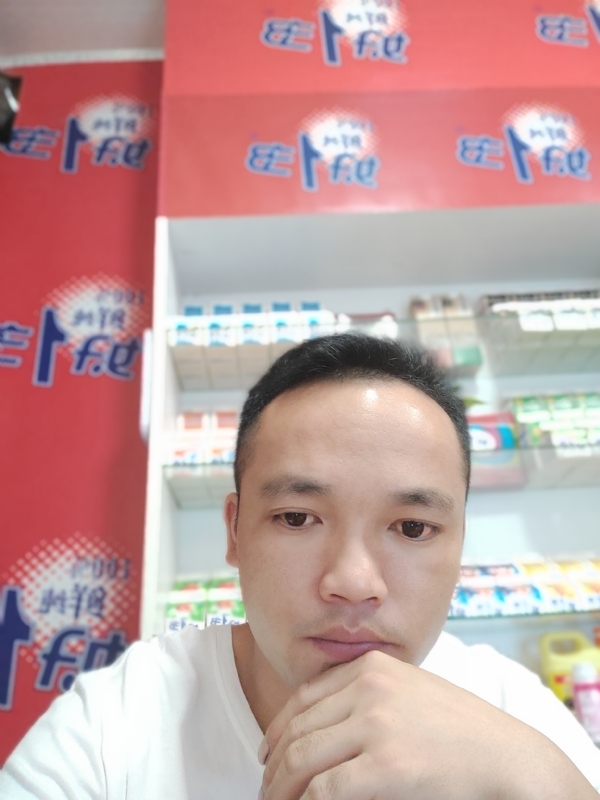 小老弟的第二张照片--徐州相亲服务中心