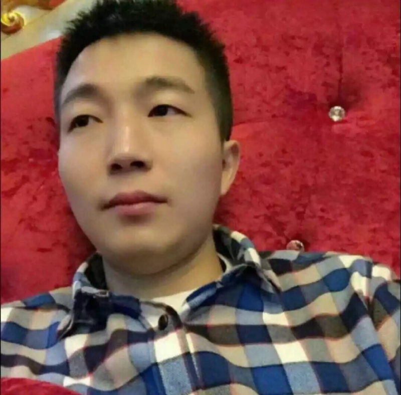 崩塌的信仰的第一张照片--徐州相亲服务中心