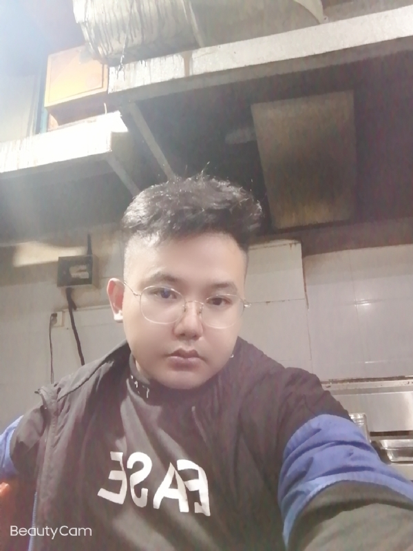 棒哥的第一张照片--徐州相亲服务中心