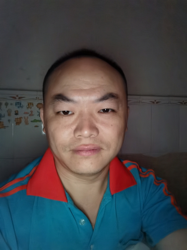 与子携老的第二张照片--徐州相亲服务中心