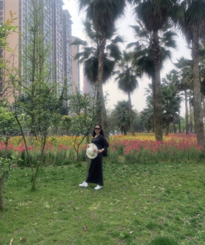 粉墨登场的第一张照片--徐州相亲服务中心