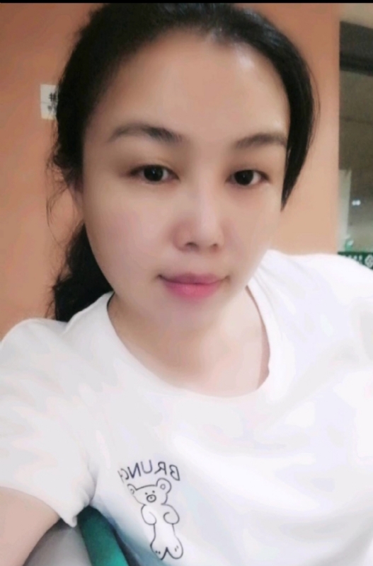 淡淡的云的第一张照片--徐州相亲服务中心