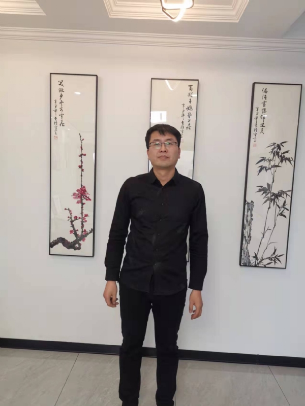 情义比天高的第一张照片--徐州相亲服务中心