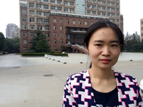女儿征婚的第一张照片--徐州相亲服务中心