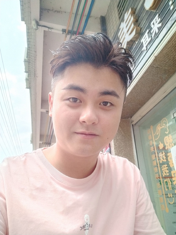 李健诚的第一张照片--徐州相亲服务中心