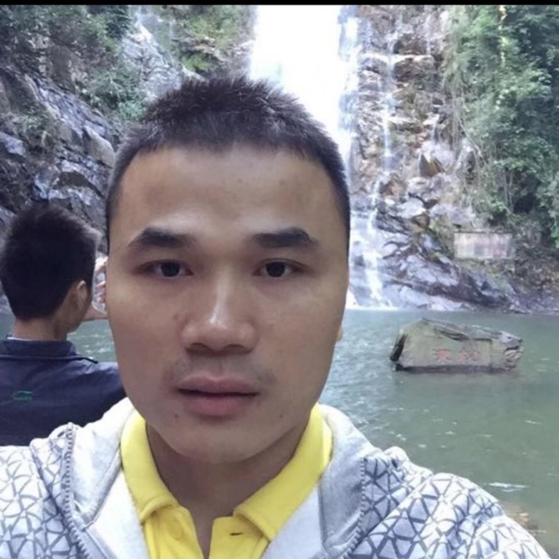 老梁的第一张照片--徐州相亲服务中心