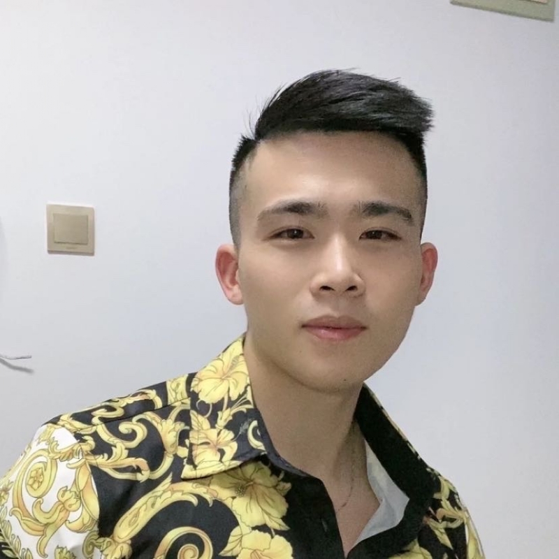 迷彩冲锋衣的第一张照片--徐州相亲服务中心