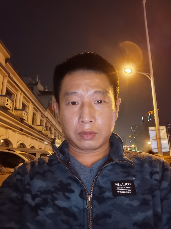 偷偷说的第一张照片--徐州相亲服务中心