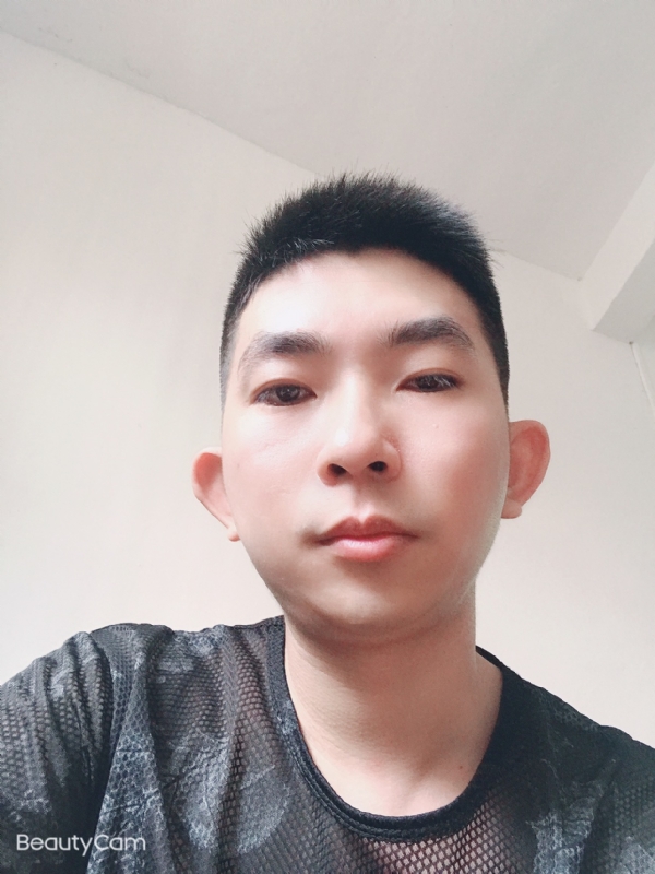 诚恳的第一张照片--徐州相亲服务中心