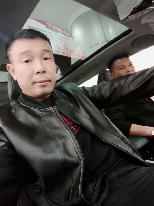 醉红尘的第一张照片--徐州相亲服务中心