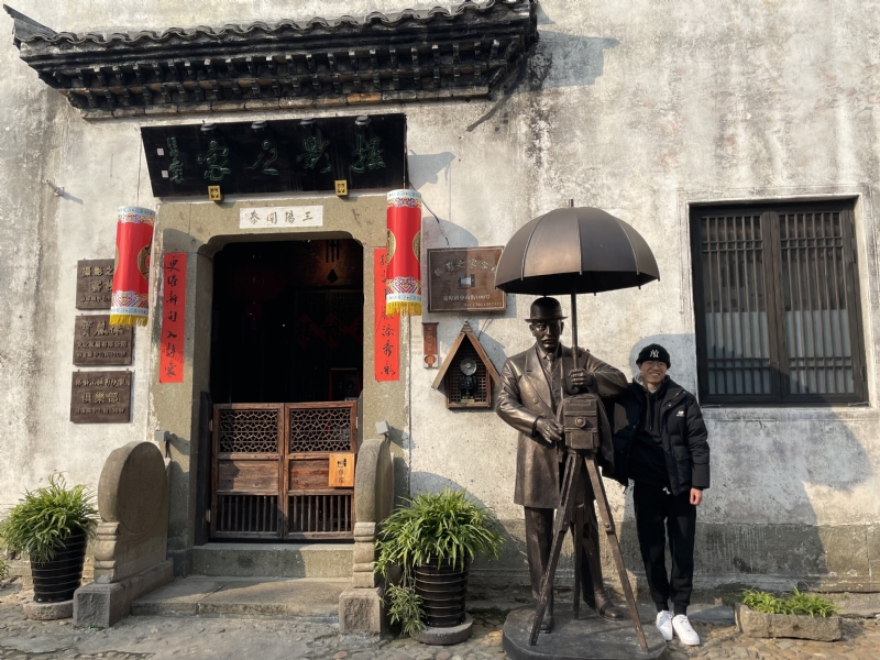 喝可乐的猫的第一张照片--徐州相亲服务中心