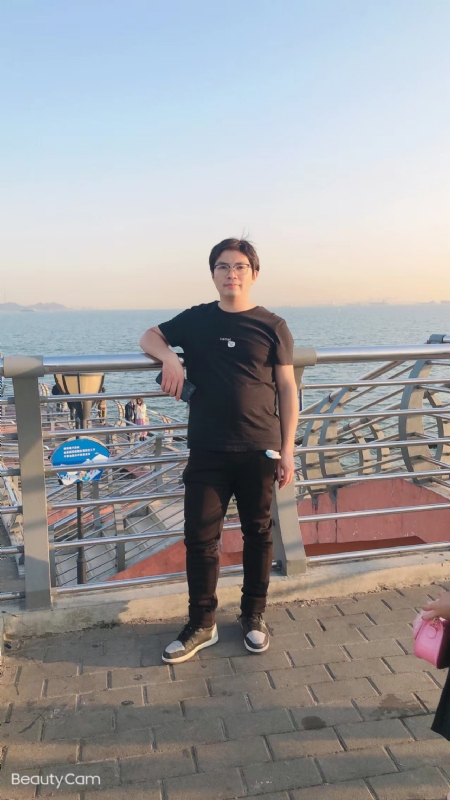 陆迅的第二张照片--徐州相亲服务中心