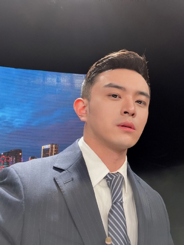 韩哥的第二张照片--徐州相亲服务中心