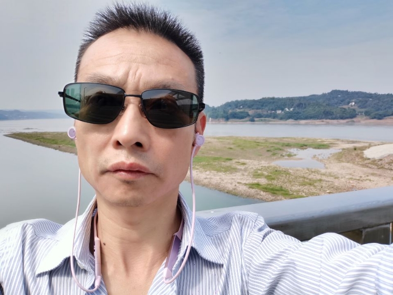 猪哥哥的第一张照片--徐州相亲服务中心