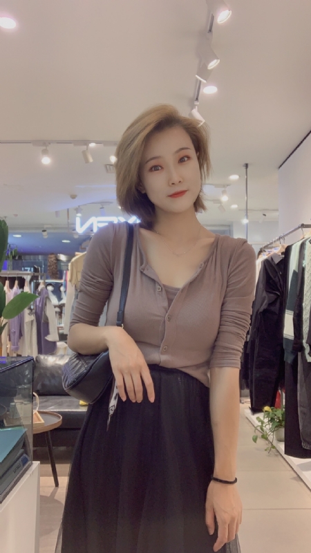 大婷子的第一张照片--徐州相亲服务中心