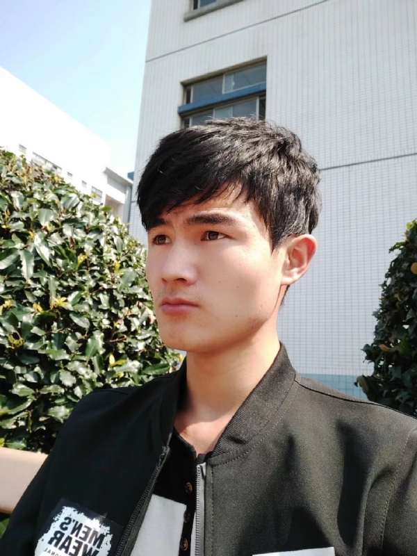 阳光男孩的第四张照片--徐州相亲服务中心