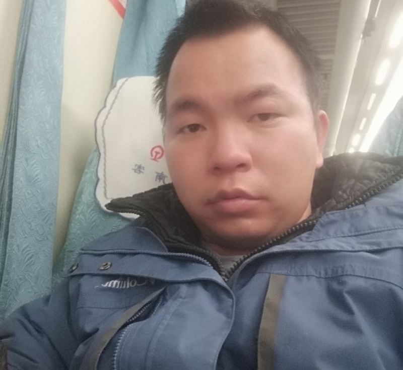 淡定的第一张照片--徐州相亲服务中心