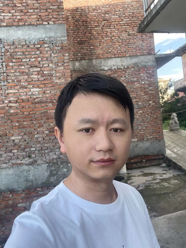 行人的第二张照片--徐州相亲服务中心