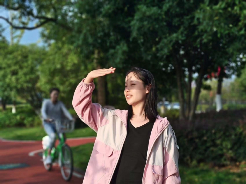 达拉崩吧的第一张照片--徐州相亲服务中心