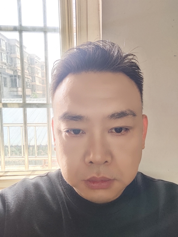 爱人先爱己的第一张照片--徐州相亲服务中心