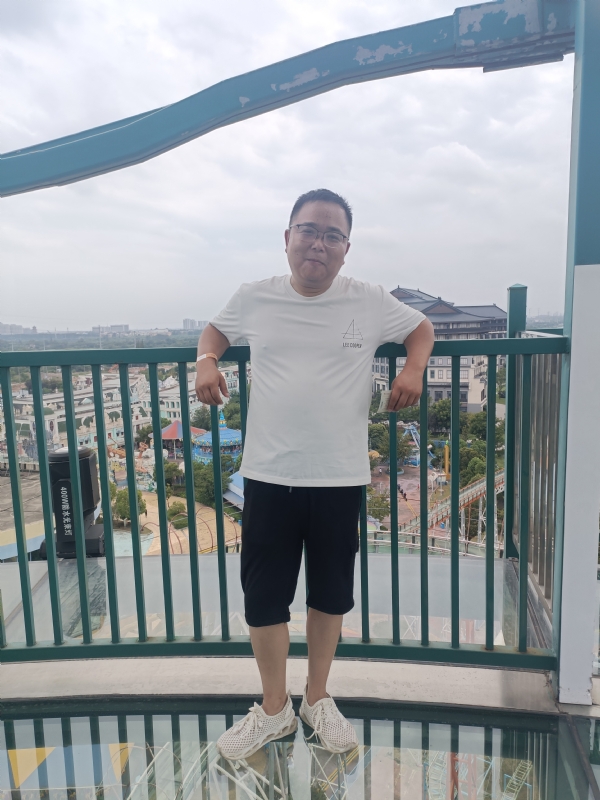 飞哥的第一张照片--徐州相亲服务中心