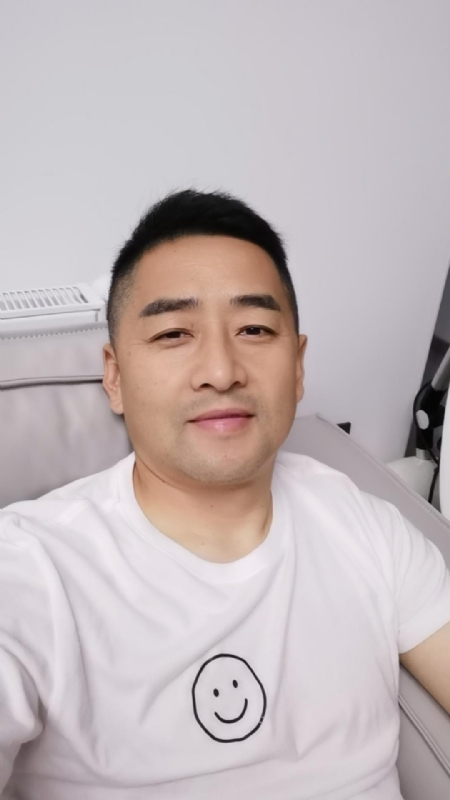 向阳而生的第一张照片--徐州相亲服务中心