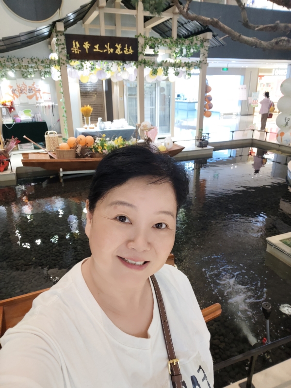 丁姐爱生活的第三张照片--徐州相亲服务中心