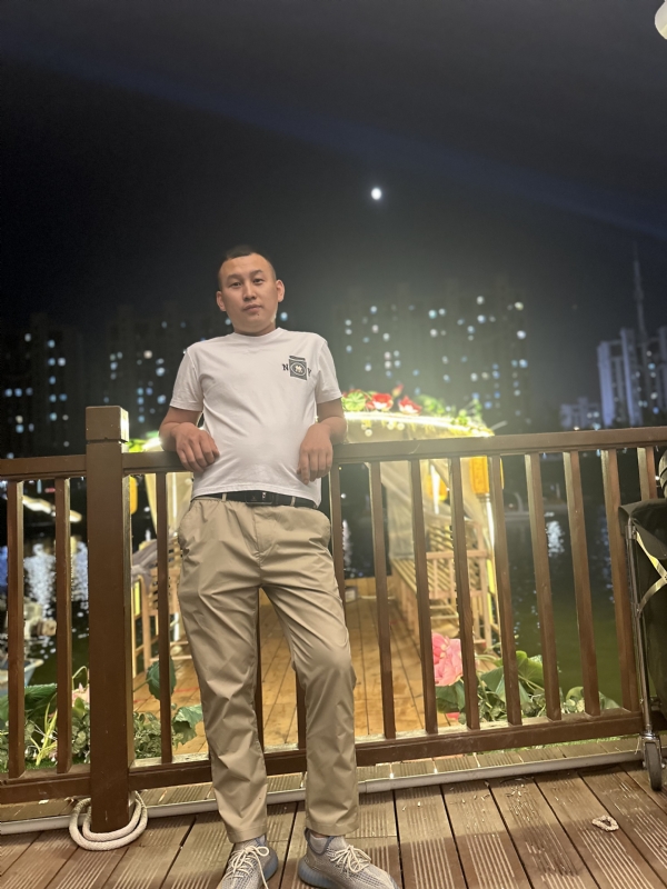 大超的第一张照片--徐州相亲服务中心