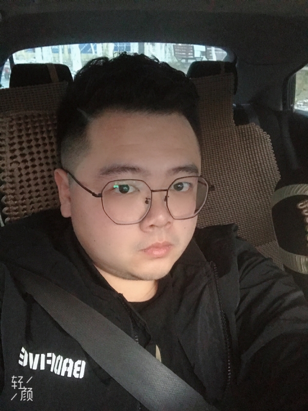 欢笑的第一张照片--徐州相亲服务中心