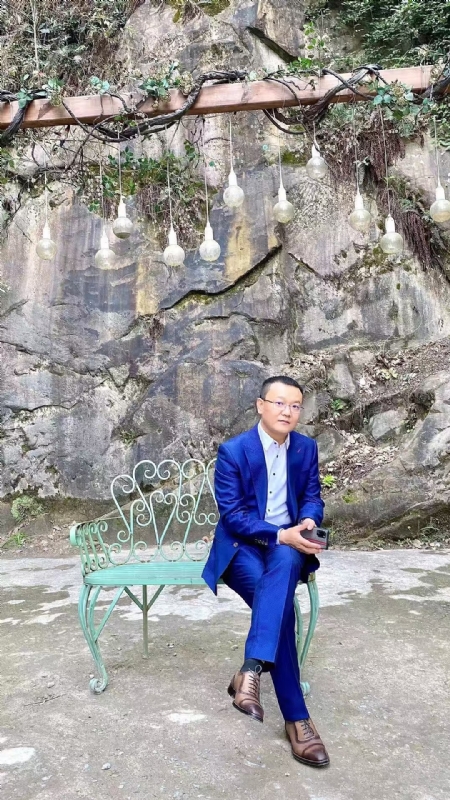 dikson的第一张照片--徐州相亲服务中心