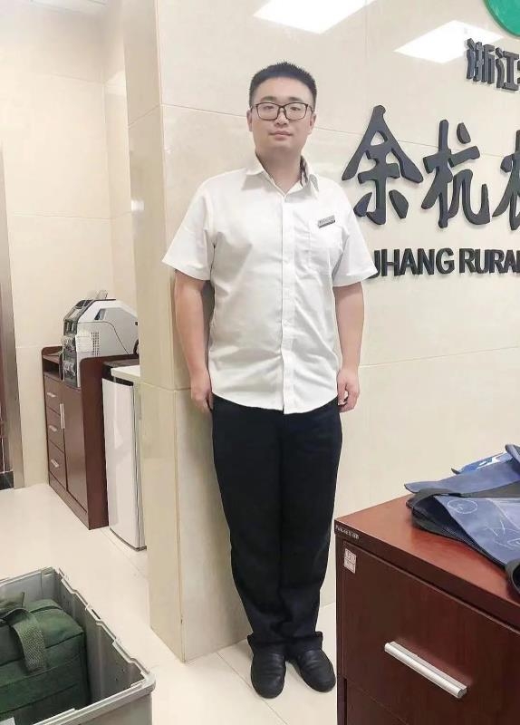 君临天下的第一张照片--徐州相亲服务中心