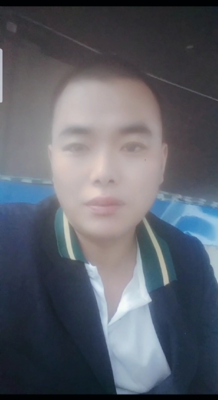 阳光男孩的第一张照片--徐州相亲服务中心