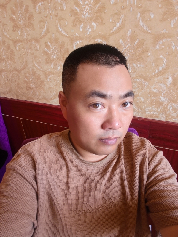 擦亮眼睛向前看的第二张照片--徐州相亲服务中心