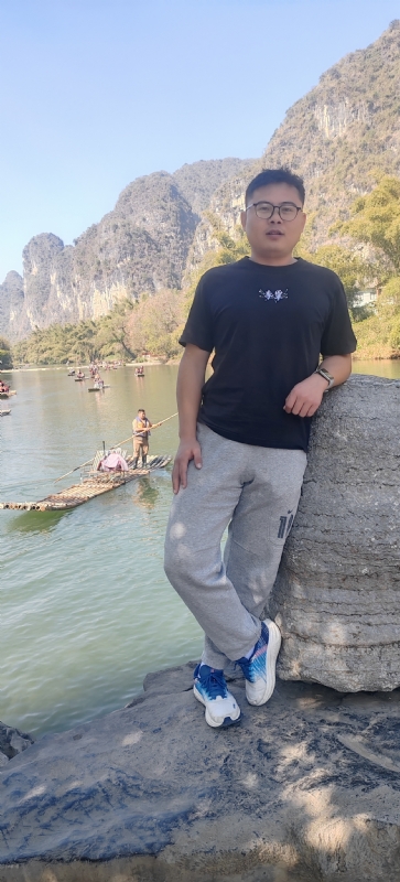 受过伤的狼的第三张照片--徐州相亲服务中心