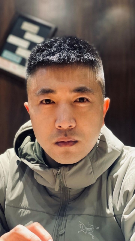 山中何缘的第一张照片--徐州相亲服务中心