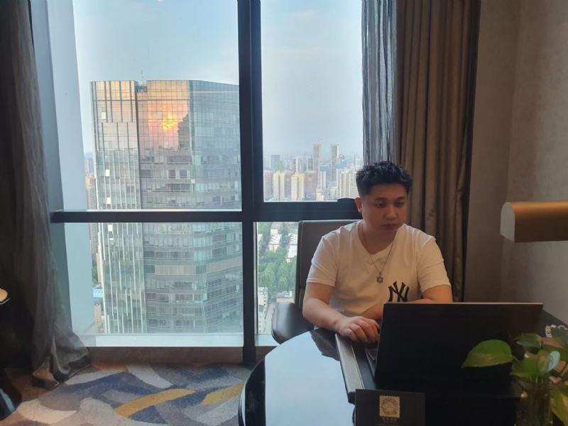 ying的第一张照片--徐州相亲服务中心