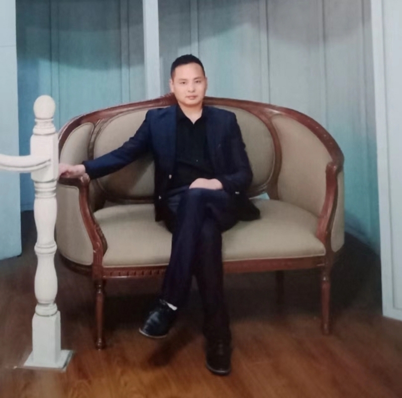 龙行天下的第二张照片--徐州相亲服务中心