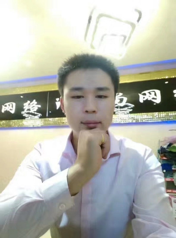 沉默寡言的第一张照片--徐州相亲服务中心