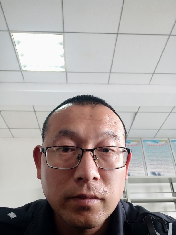 布鲁斯贺的第三张照片--徐州相亲服务中心