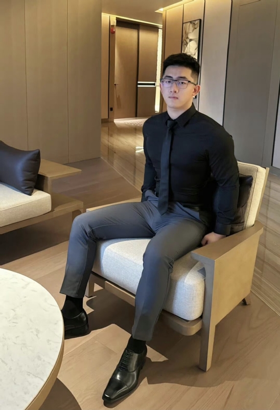 李寒外改英文可家的第一张照片--徐州相亲服务中心