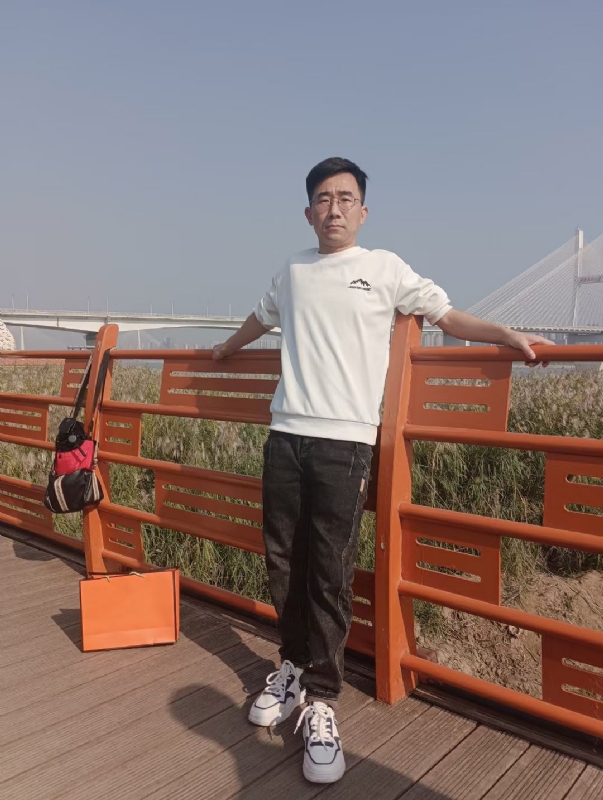 黑白的第一张照片--徐州相亲服务中心