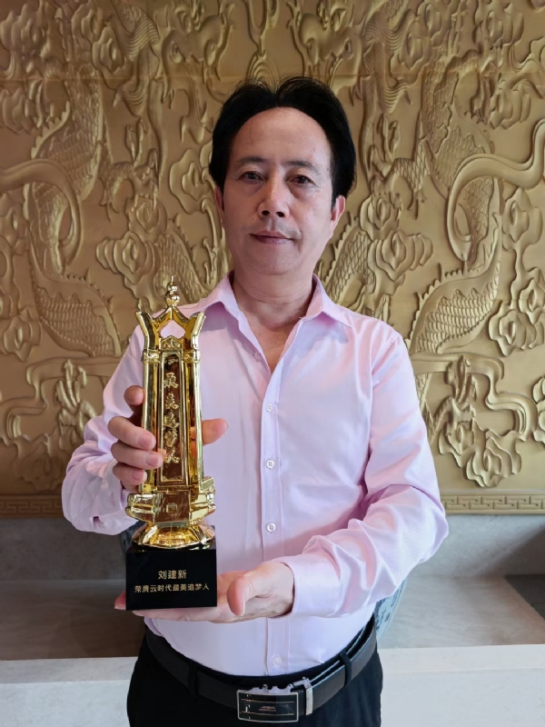 青春有你的第二张照片--徐州相亲服务中心