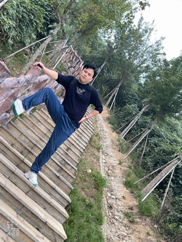 择一人白头偕老的第二张照片--徐州相亲服务中心
