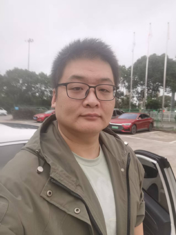 Russell的第一张照片--徐州相亲服务中心