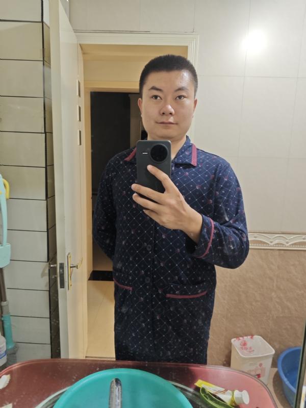 迷迷糊糊的第一张照片--徐州相亲服务中心