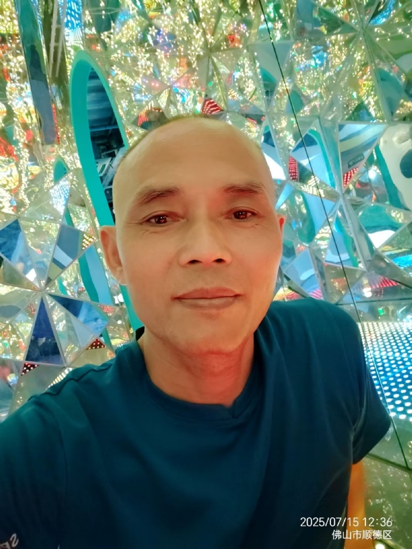 阿里睡不着的第二张照片--徐州相亲服务中心