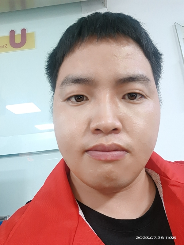 匆忙的第二张照片--徐州相亲服务中心