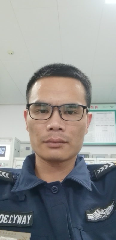 一直都在的第二张照片--徐州相亲服务中心