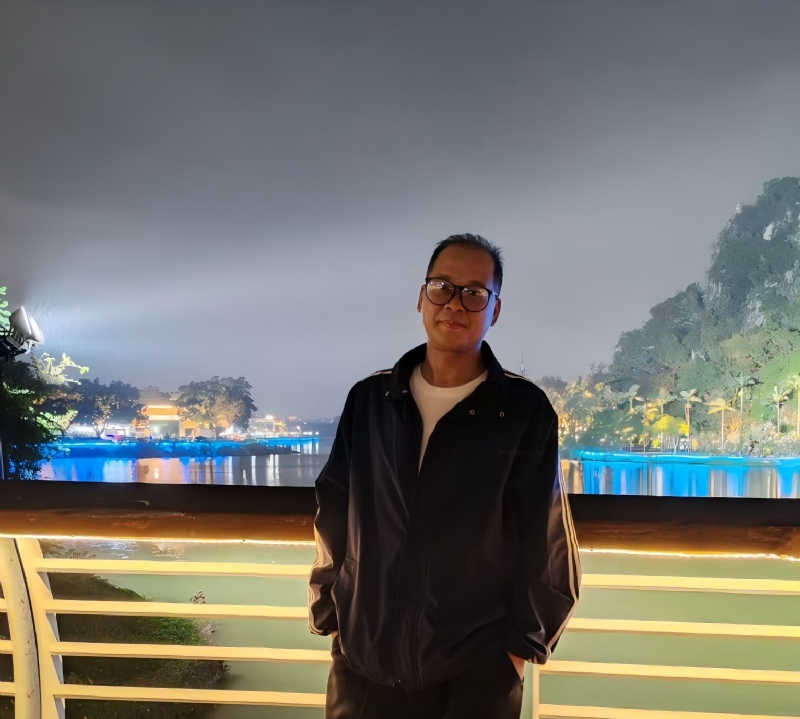 高山流云的第一张照片--徐州相亲服务中心